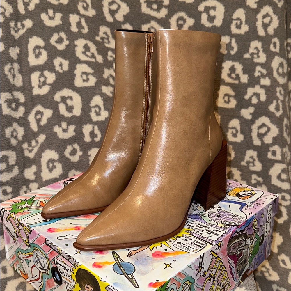 Jeffrey Campbell Sirenna Booties 👢👢 in Natural 😍😍  New & Never Worn 😍😍 - Picture 3 of 17